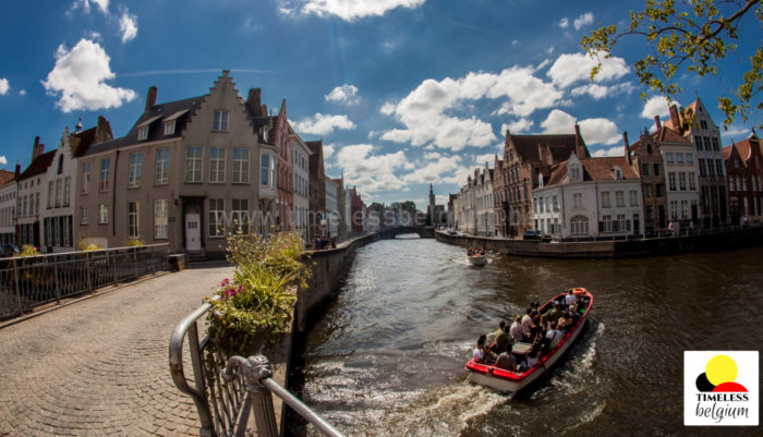 Brugge canal junction