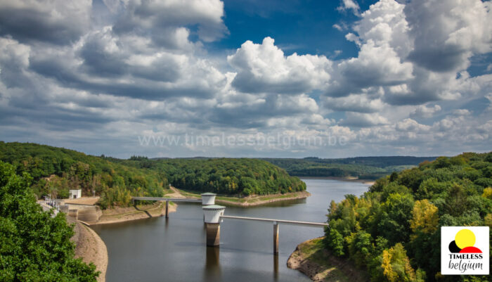 LA Gileppe Dam stunning time lapse