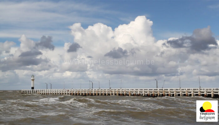 Nieuwpport harbour channel